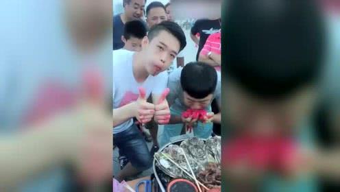 火龙果群众吃瓜视频,趣味横生的美食盛宴