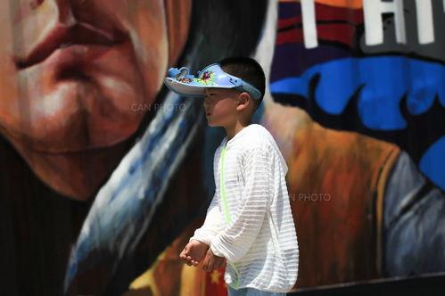 吃瓜群众就喜欢现场直播,吃瓜群众的热衷与狂欢